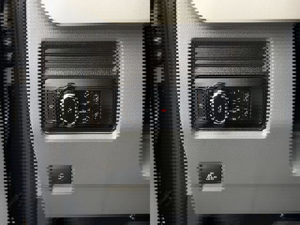 Certified 2024 Ford F250 XLT AWD/4WD image 25