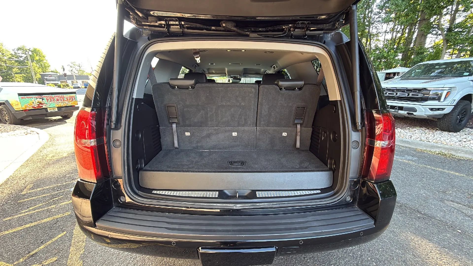 Used 2017 Chevrolet Tahoe LT AWD/4WD image 36