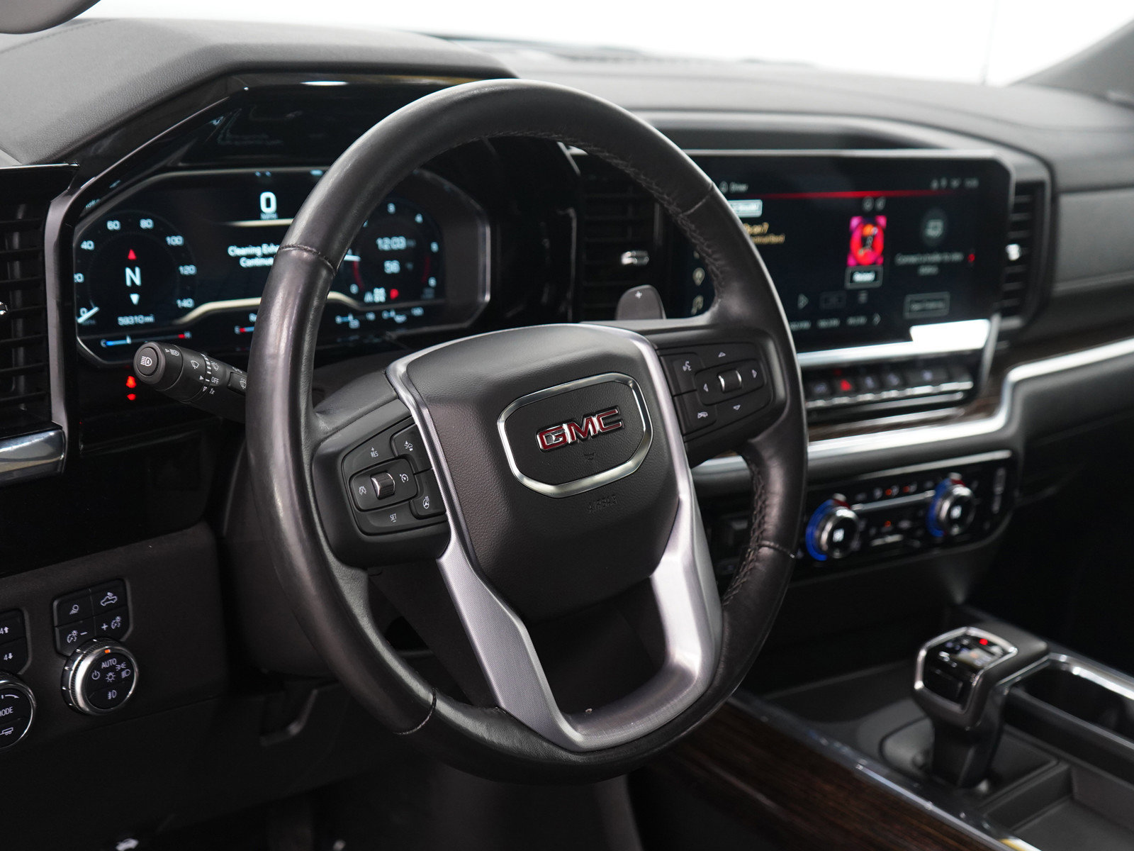 Used 2022 GMC Sierra 1500 Elevation w/ Elevation Premium Package image 21