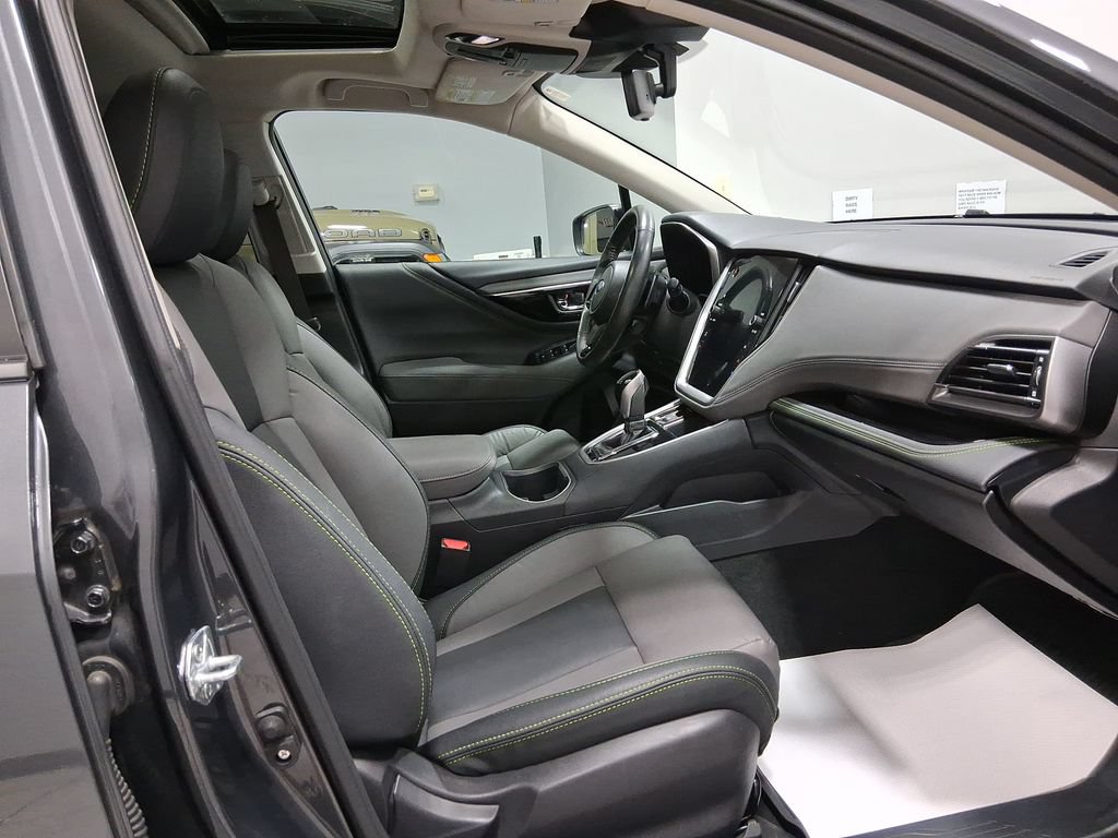 Used 2024 Subaru Outback Onyx Edition AWD/4WD image 32