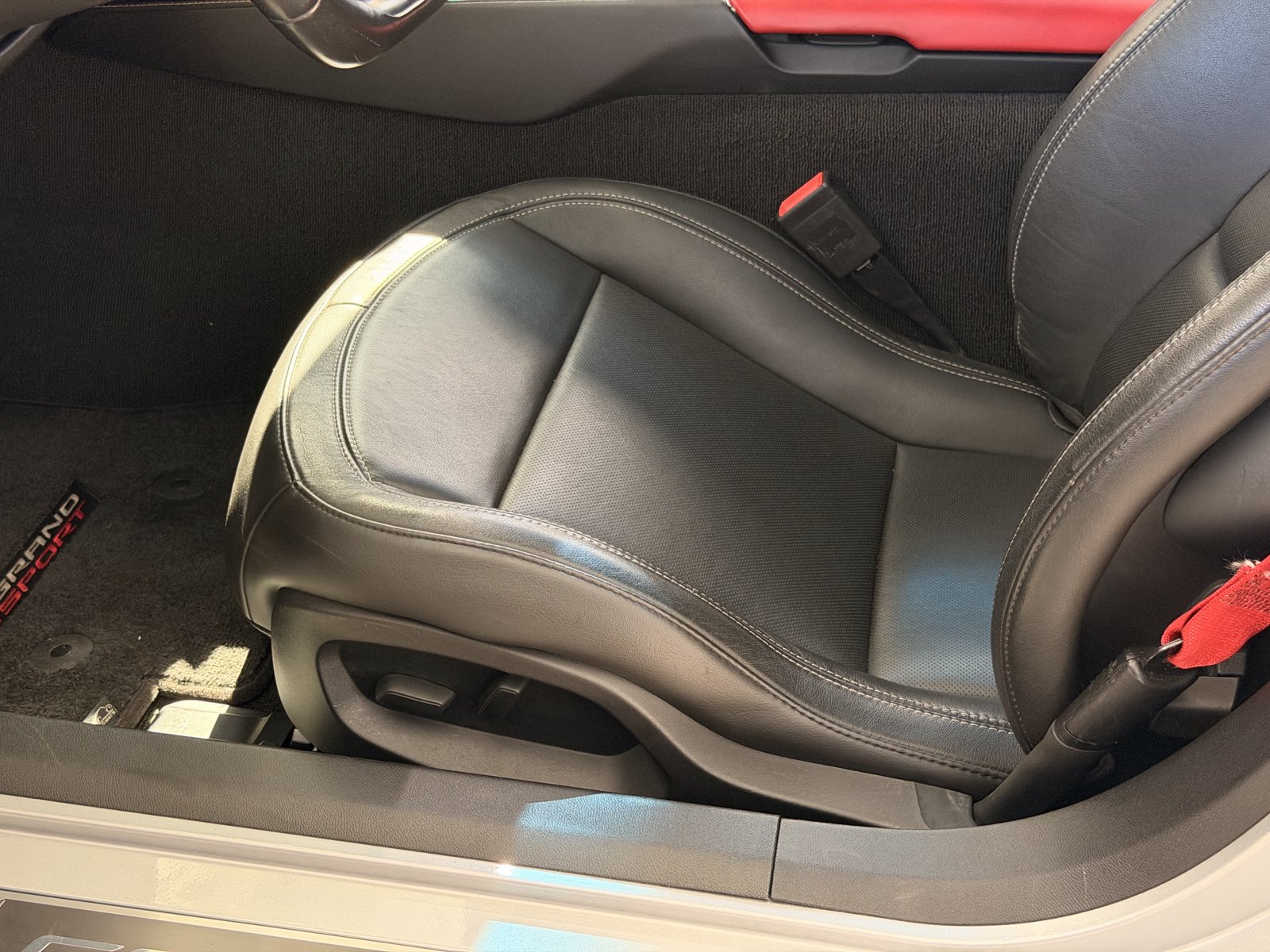 Used 2017 Chevrolet Corvette Grand Sport w/ Battery Protection Package RWD image 15