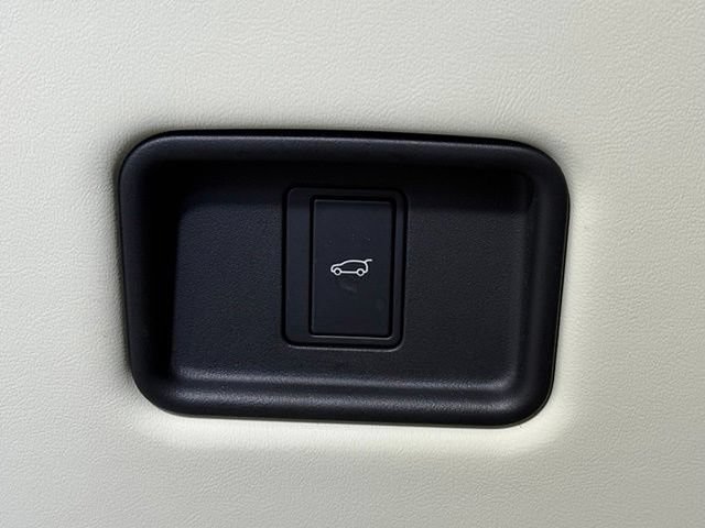 Used 2023 Land Rover Range Rover SE AWD/4WD image 41