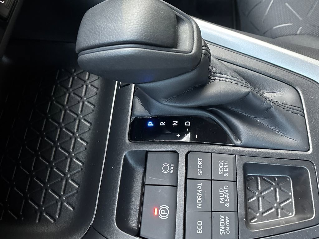 New 2025 Toyota RAV4 XLE w/ Convenience Package image 20