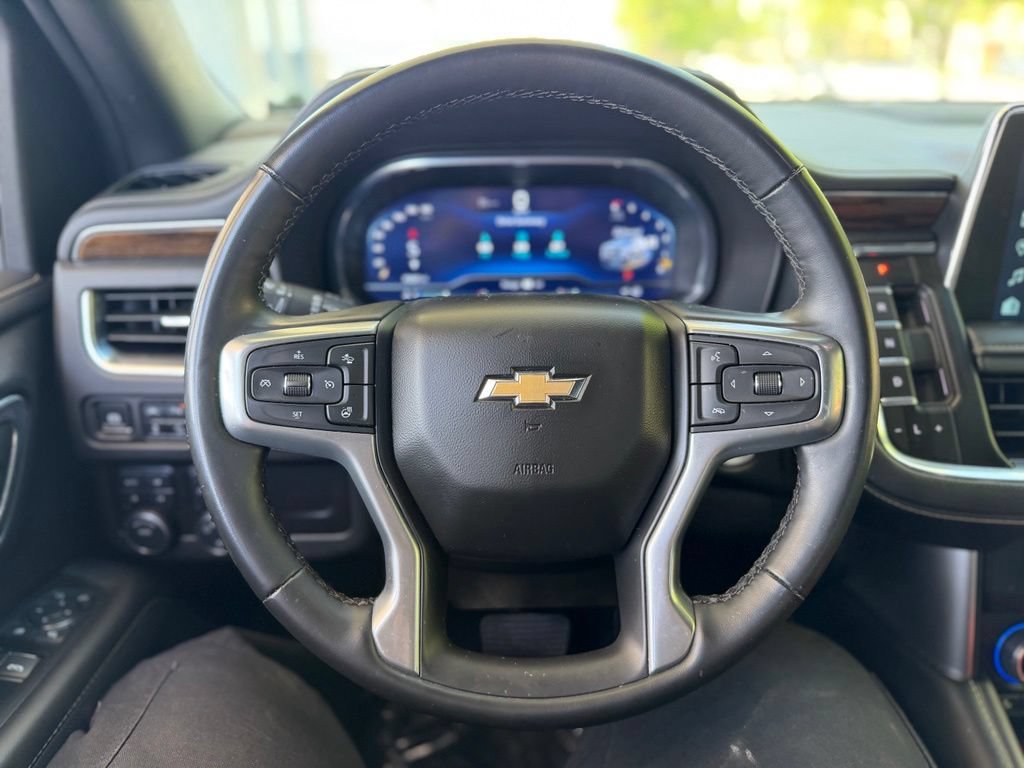 Used 2024 Chevrolet Tahoe Premier AWD/4WD image 6