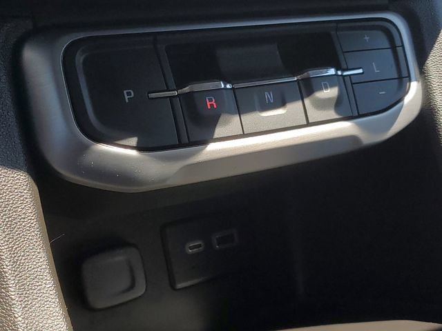 Certified 2023 GMC Acadia SLE w/ Driver Convenience Package FWD image 30