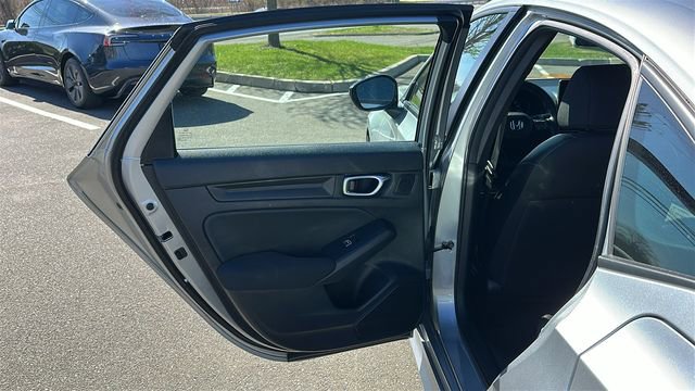Used 2025 Honda Civic Sport image 44