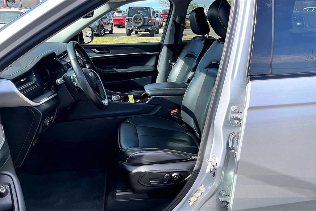 Used 2021 Jeep Grand Cherokee L Limited image 22