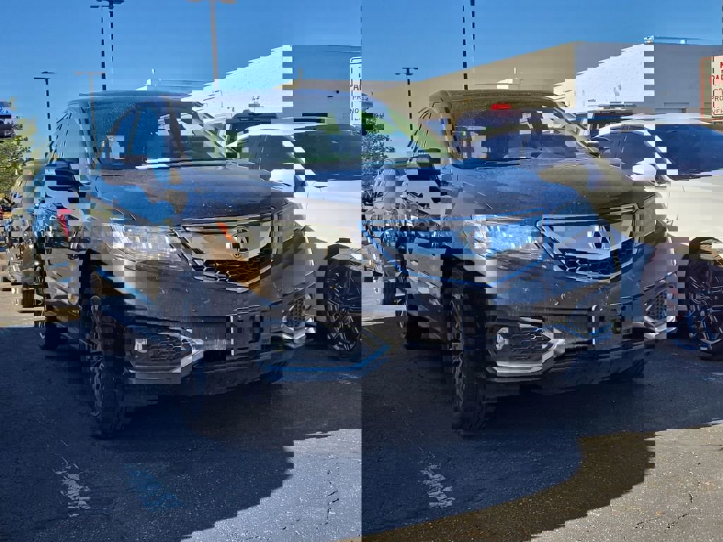 Used 2017 Acura RDX AWD w/ Advance Package image 3