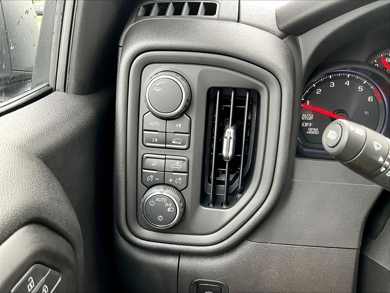 Used 2026 Chevrolet Silverado 1500 W/T w/ WT Safety Package AWD/4WD image 31