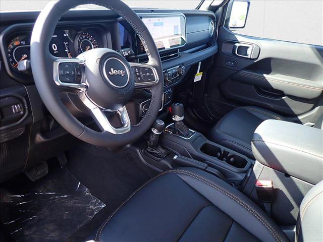 New 2025 Jeep Wrangler Sahara image 10