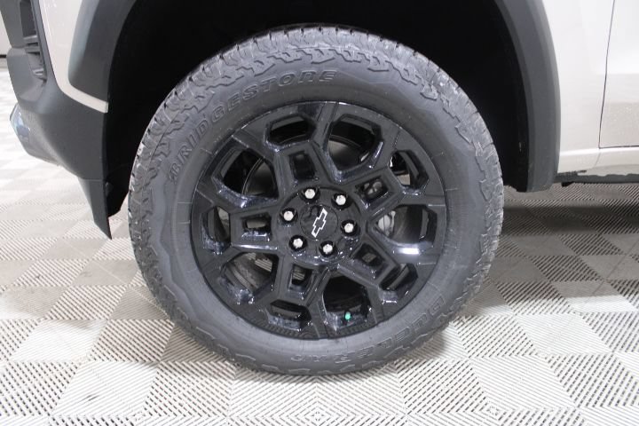 New 2026 Chevrolet Colorado Trail Boss AWD/4WD image 38