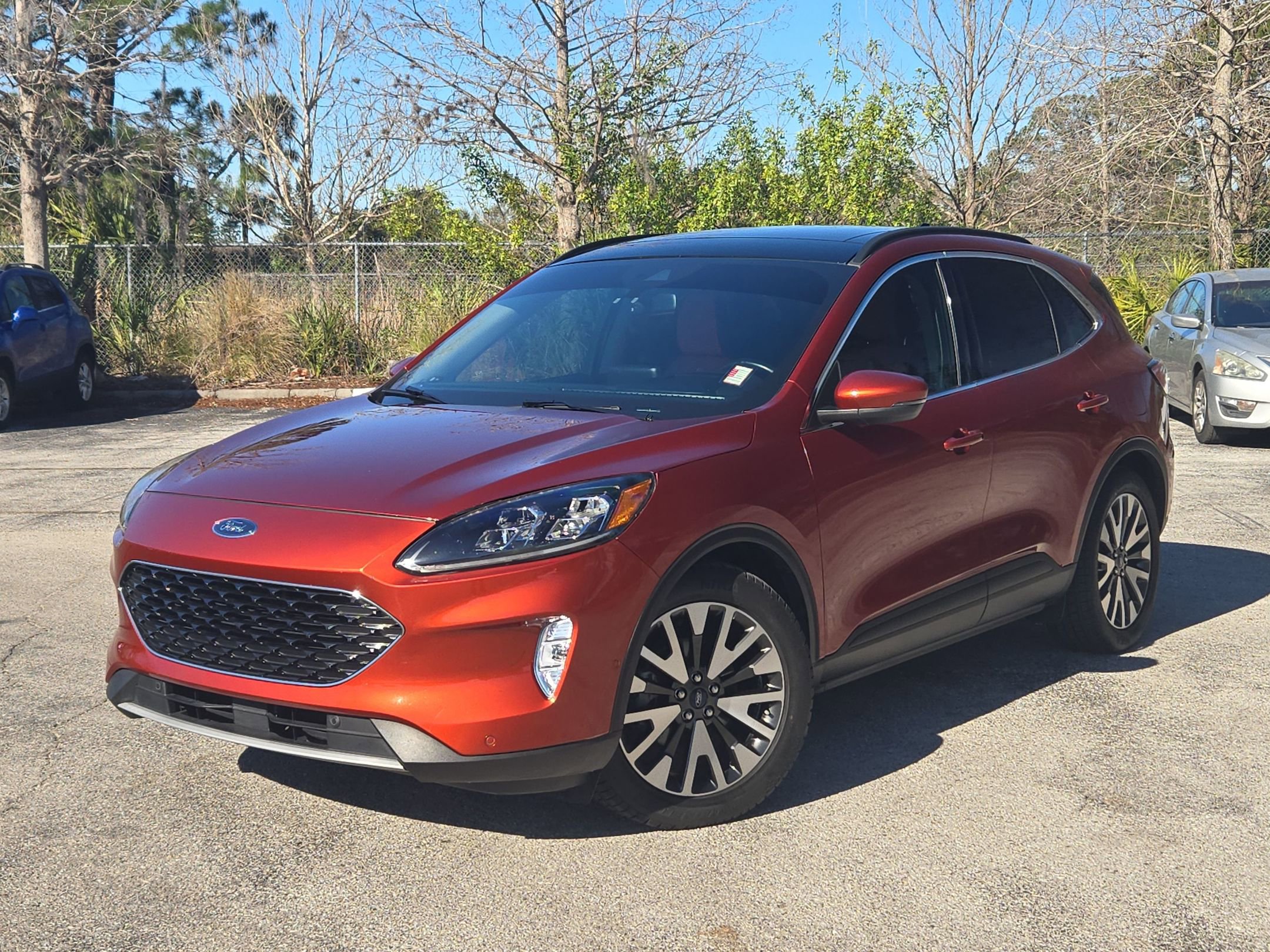 Used 2020 Ford Escape Titanium image 1