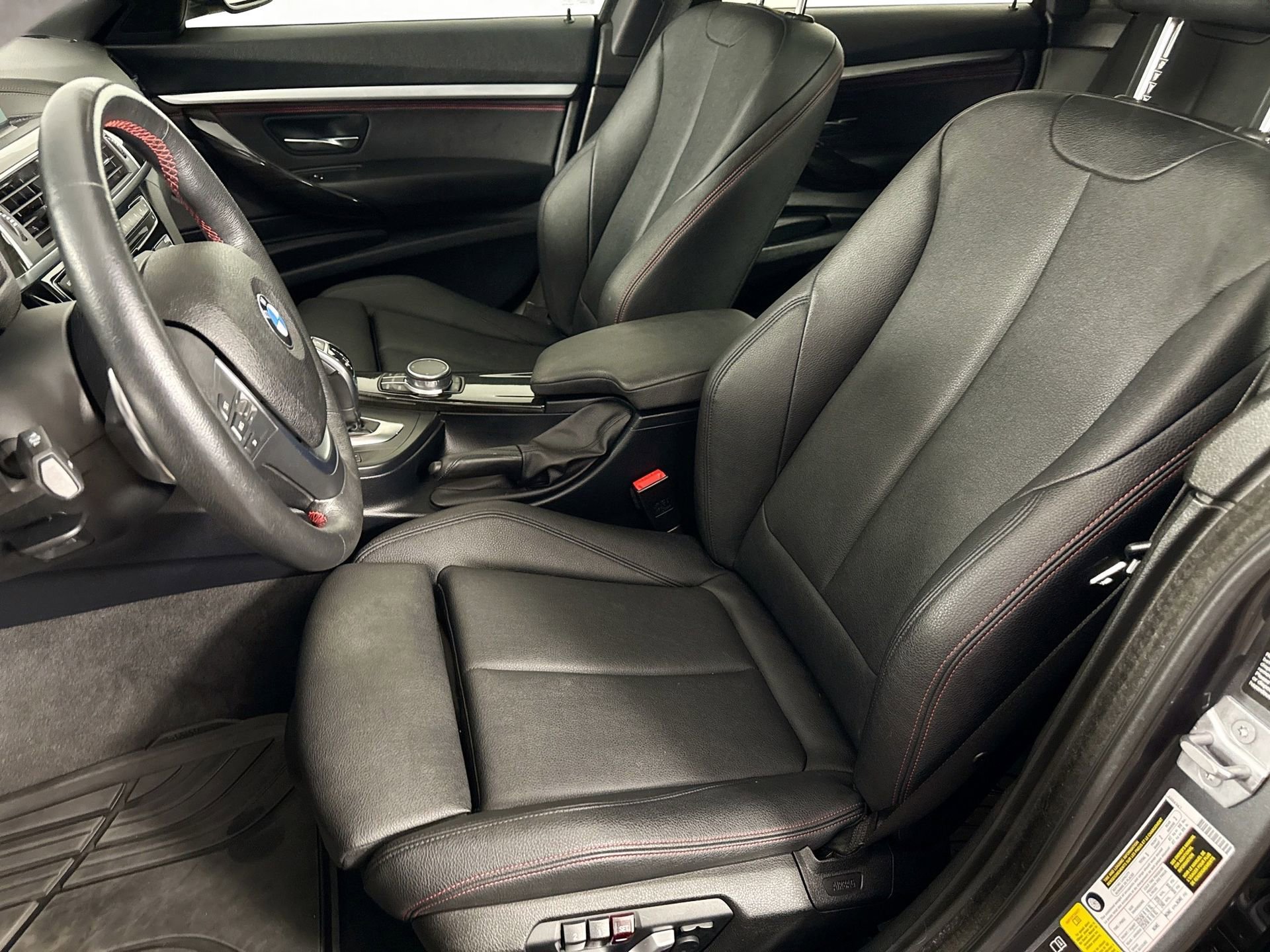 Used 2018 BMW 330i Gran Turismo xDrive w/ Premium Package image 28