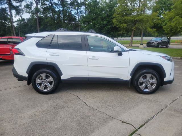 Certified 2025 Toyota RAV4 XLE FWD image 9