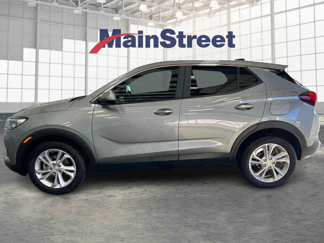 Used 2023 Buick Encore GX Preferred w/ Cold Weather Comfort Package image 2