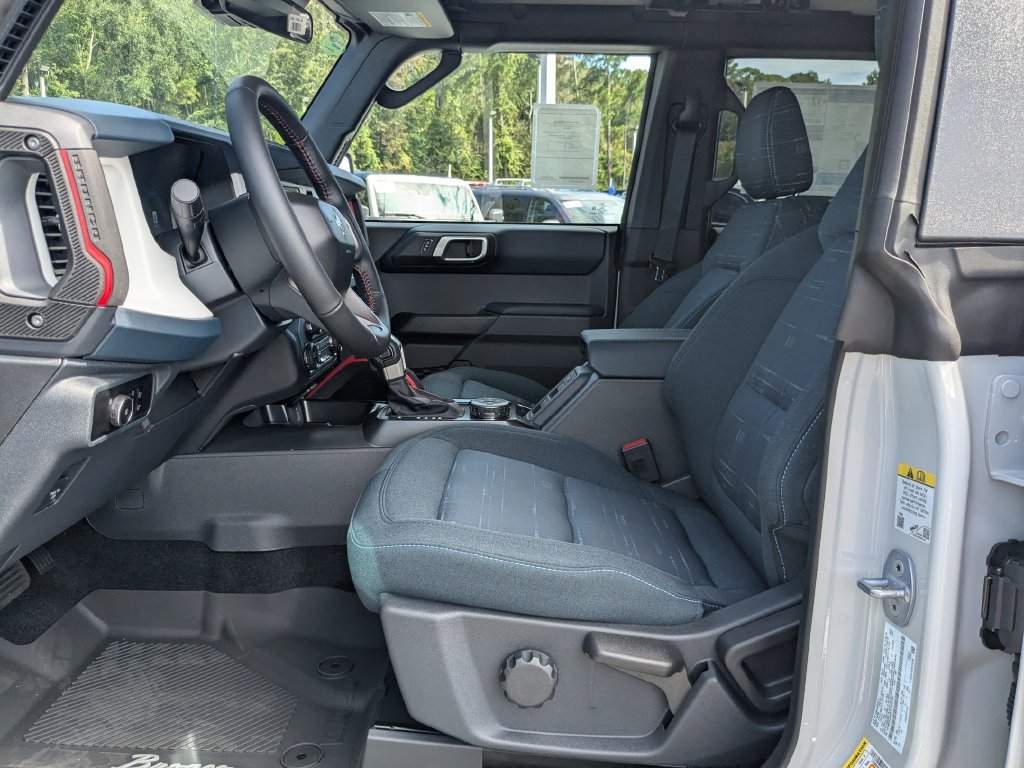 New 2026 Ford Bronco Heritage Edition AWD/4WD image 13