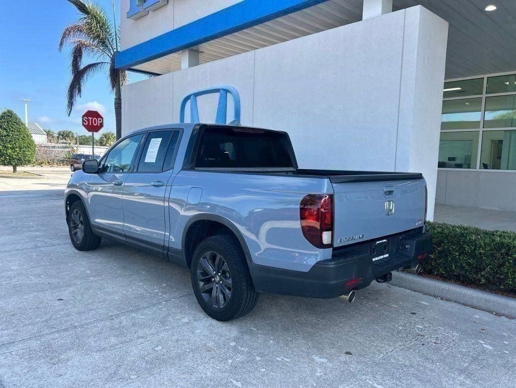 Used 2023 Honda Ridgeline Sport image 5