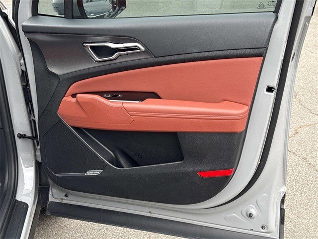 Used 2024 Kia Sportage SX image 8