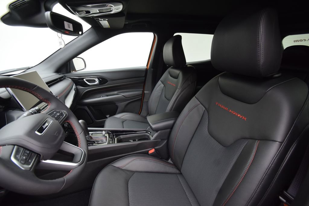 New 2026 Jeep Compass Trailhawk image 33