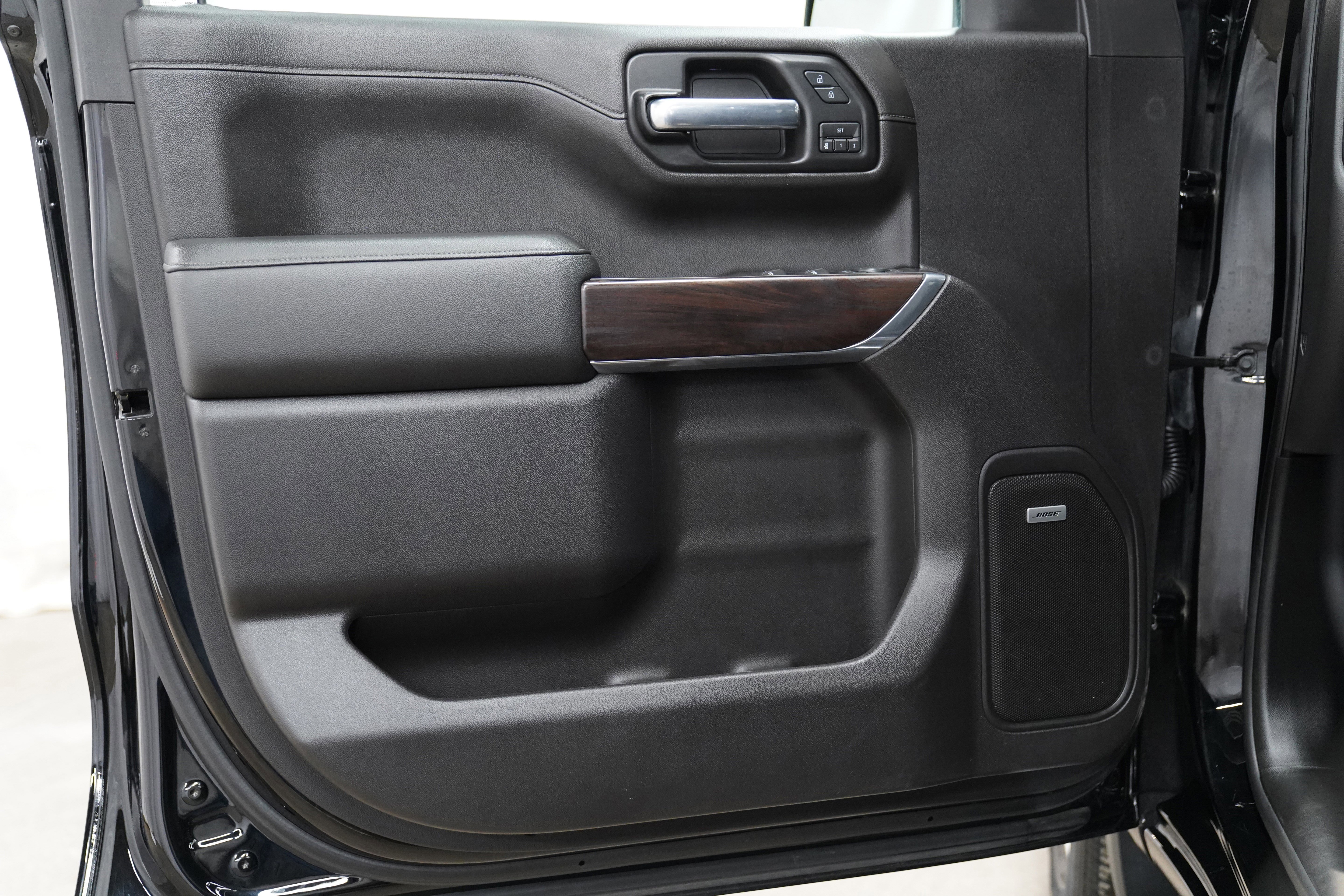 Used 2019 GMC Sierra 1500 SLT w/ SLT Premium Plus Package image 17