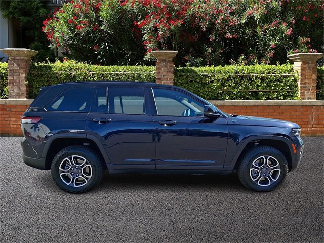Used 2022 Jeep Grand Cherokee Trailhawk w/ Advanced Protech Group II image 4