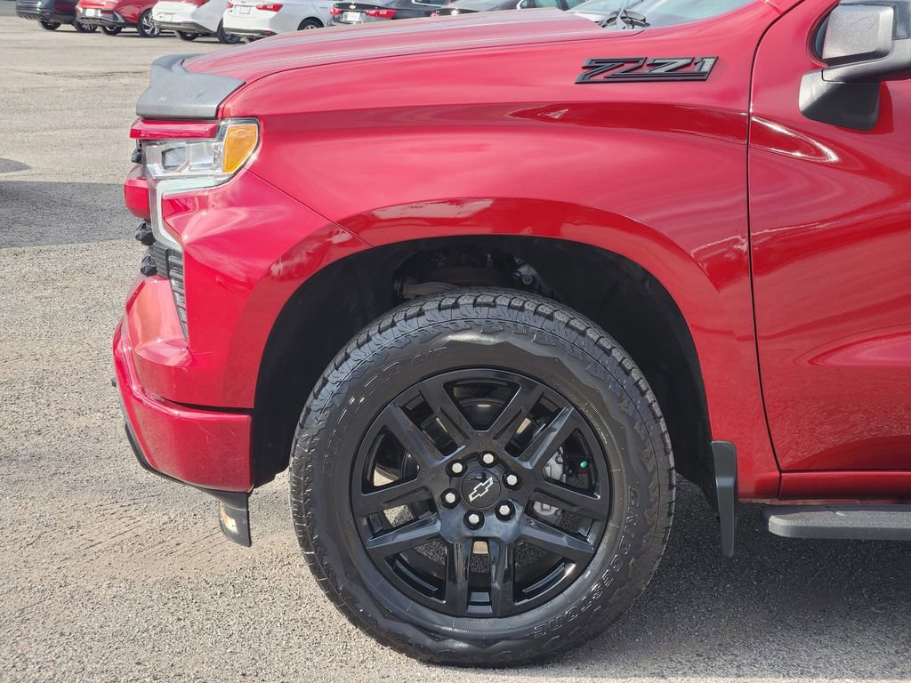 Used 2024 Chevrolet Silverado 1500 RST w/ Z71 Off-Road Package image 8