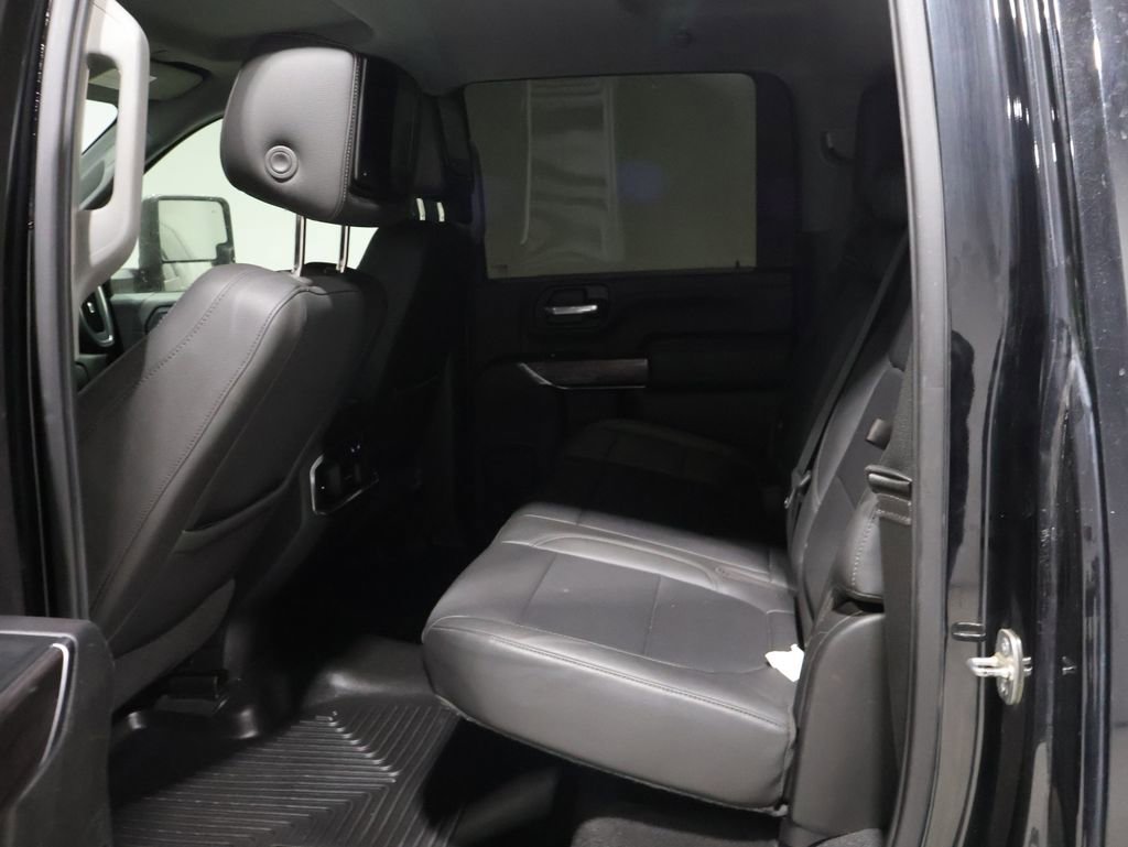 Used 2020 Chevrolet Silverado 3500 LTZ w/ LTZ Premium Package image 19