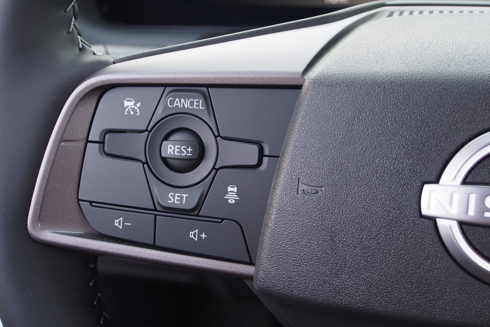 Used 2026 Nissan Sentra SV w/ SV Convenience Package FWD image 20