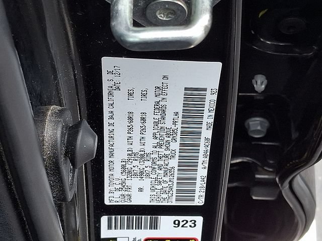 Used 2018 Toyota Tacoma Limited AWD/4WD image 23