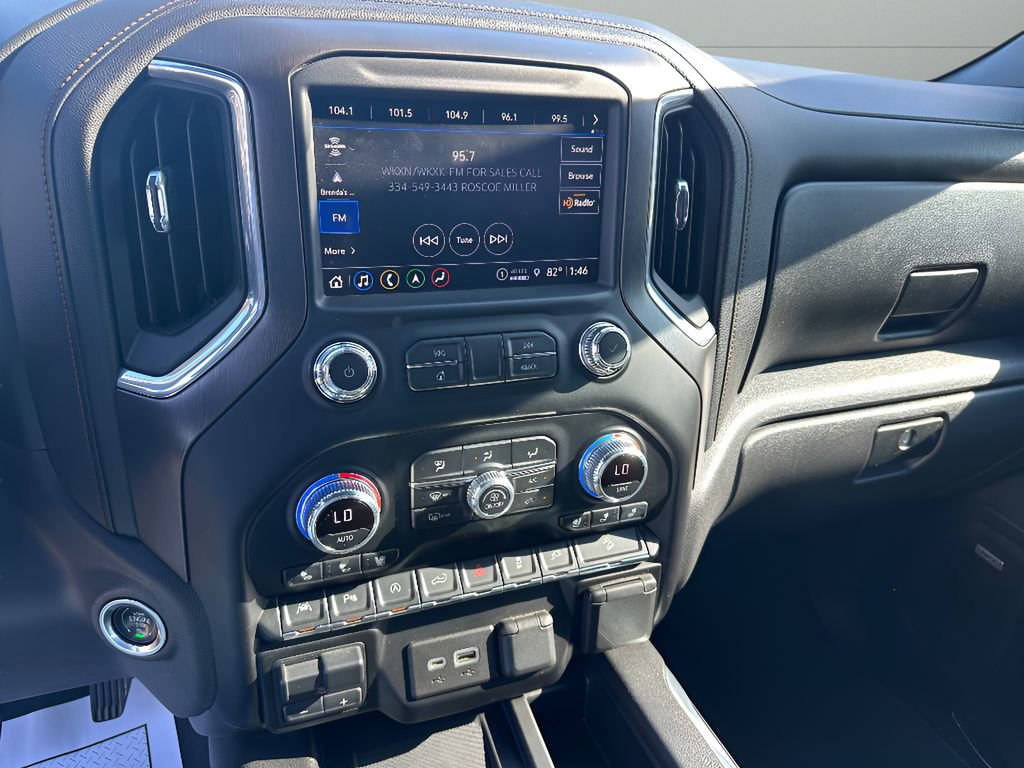 Used 2021 GMC Sierra 1500 AT4 w/ AT4 Value Package AWD/4WD image 21