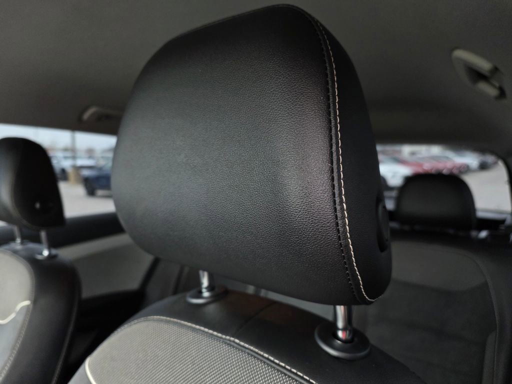 Used 2023 Volkswagen Taos SE image 20