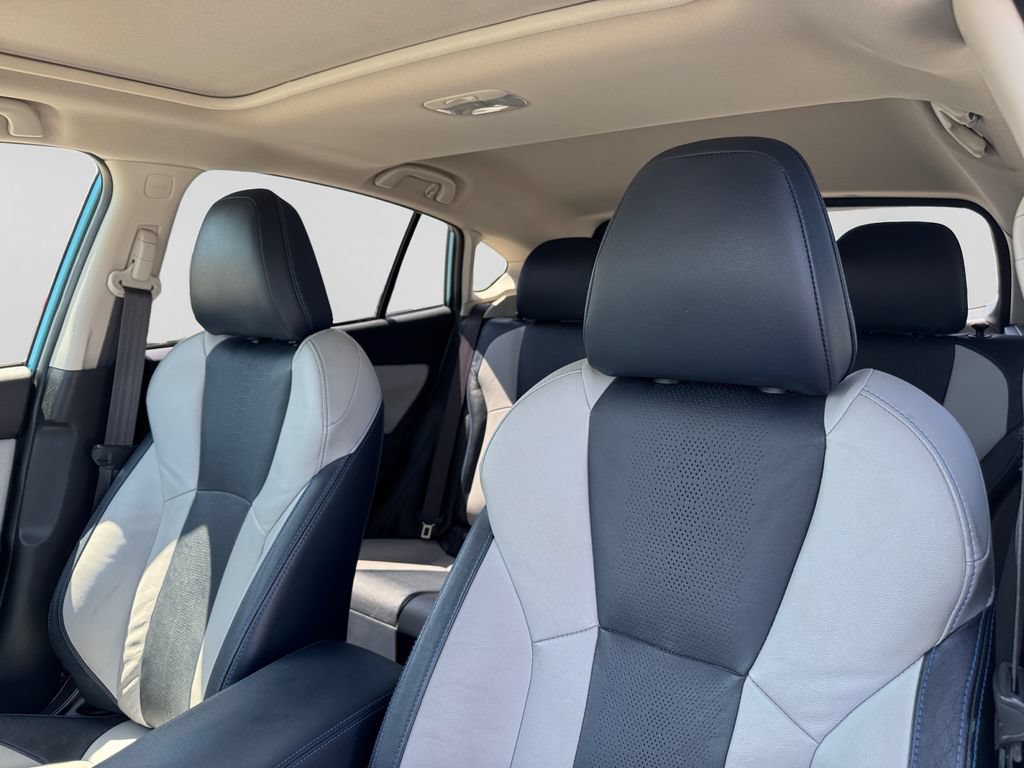 Used 2019 Subaru Crosstrek Hybrid w/ Moonroof Package w/Navigation AWD/4WD image 18