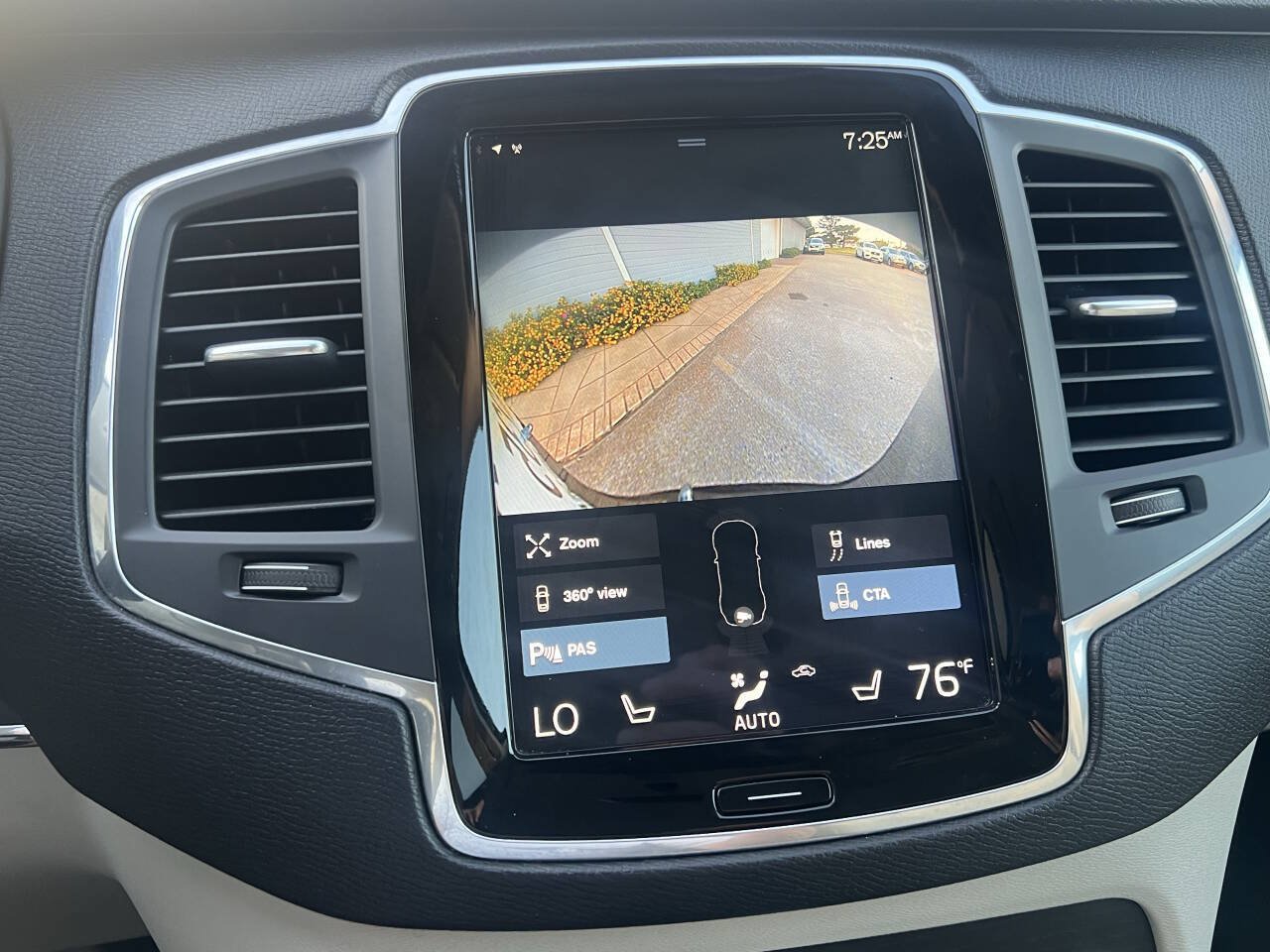 Used 2020 Volvo XC90 T6 Momentum AWD/4WD image 39