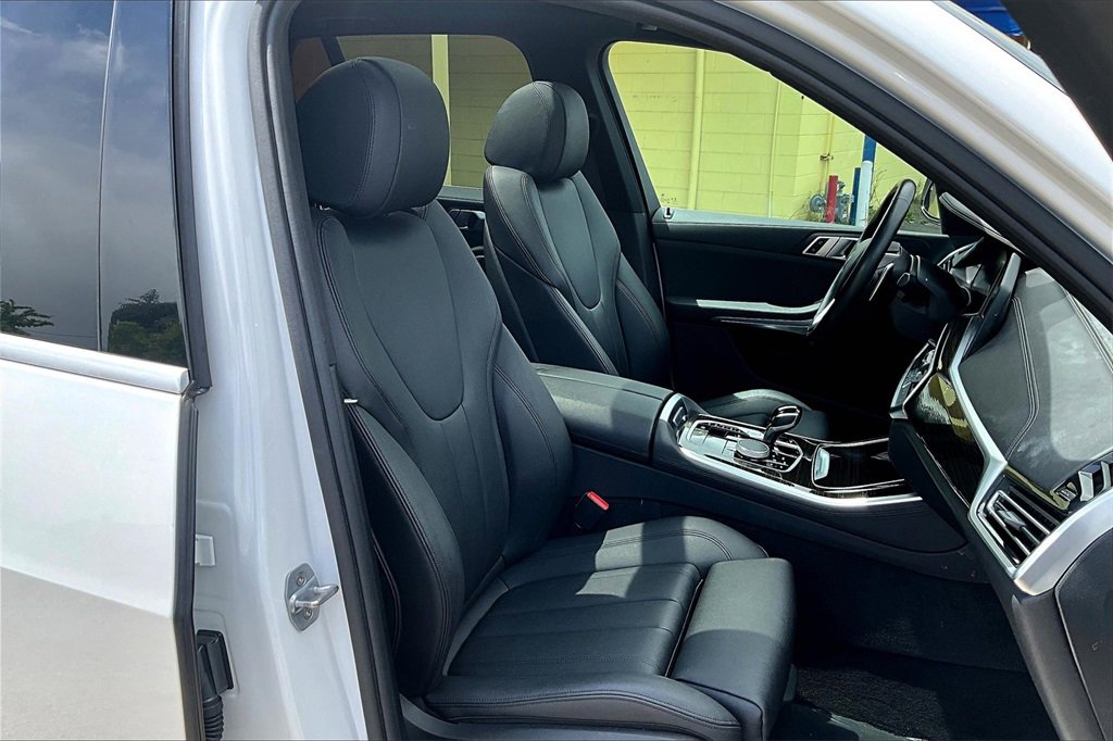 Used 2019 BMW X5 xDrive40i w/ Convenience Package image 9