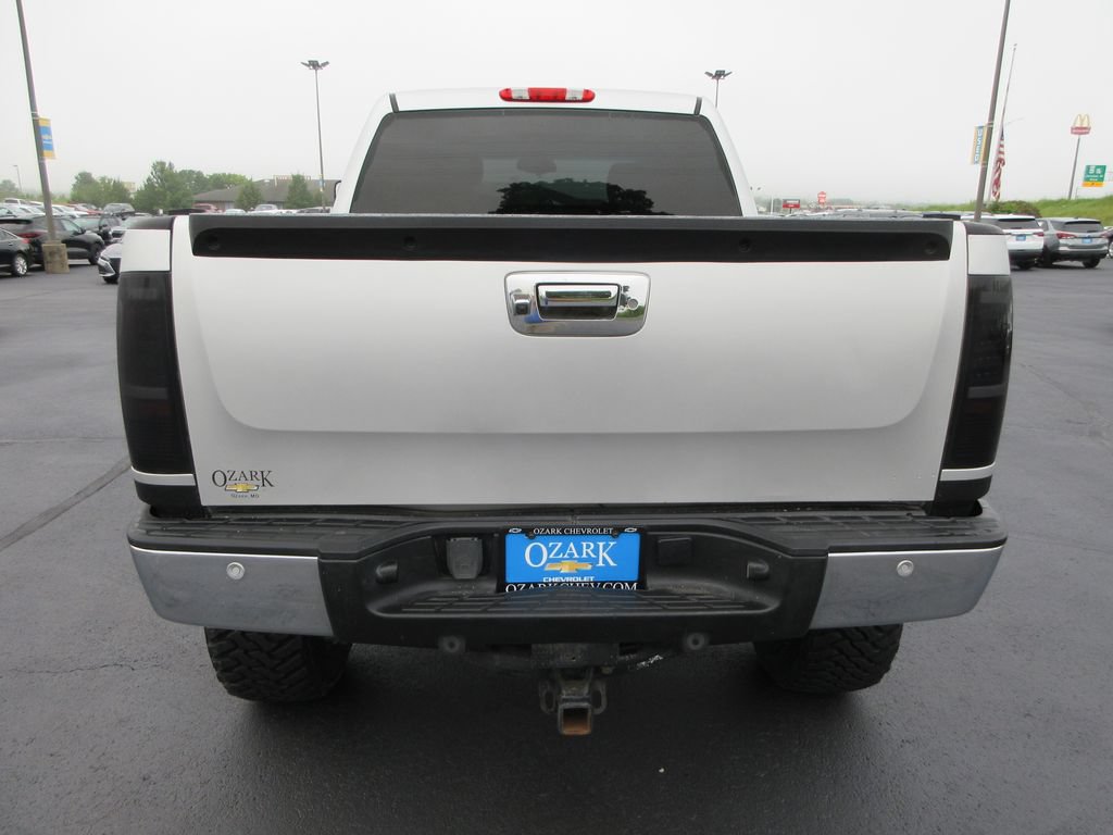 Used 2011 GMC Sierra 1500 SLE w/ Power Tech Package AWD/4WD image 4