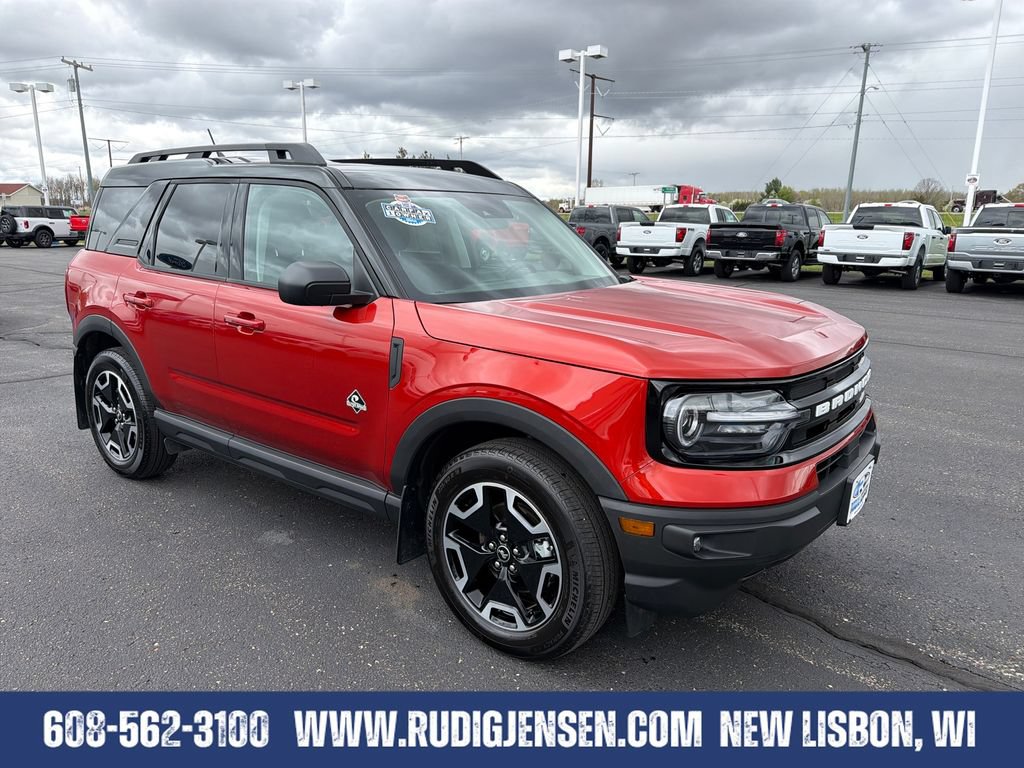 Used 2024 Ford Bronco Sport Outer Banks w/ Tech Package AWD/4WD image 9