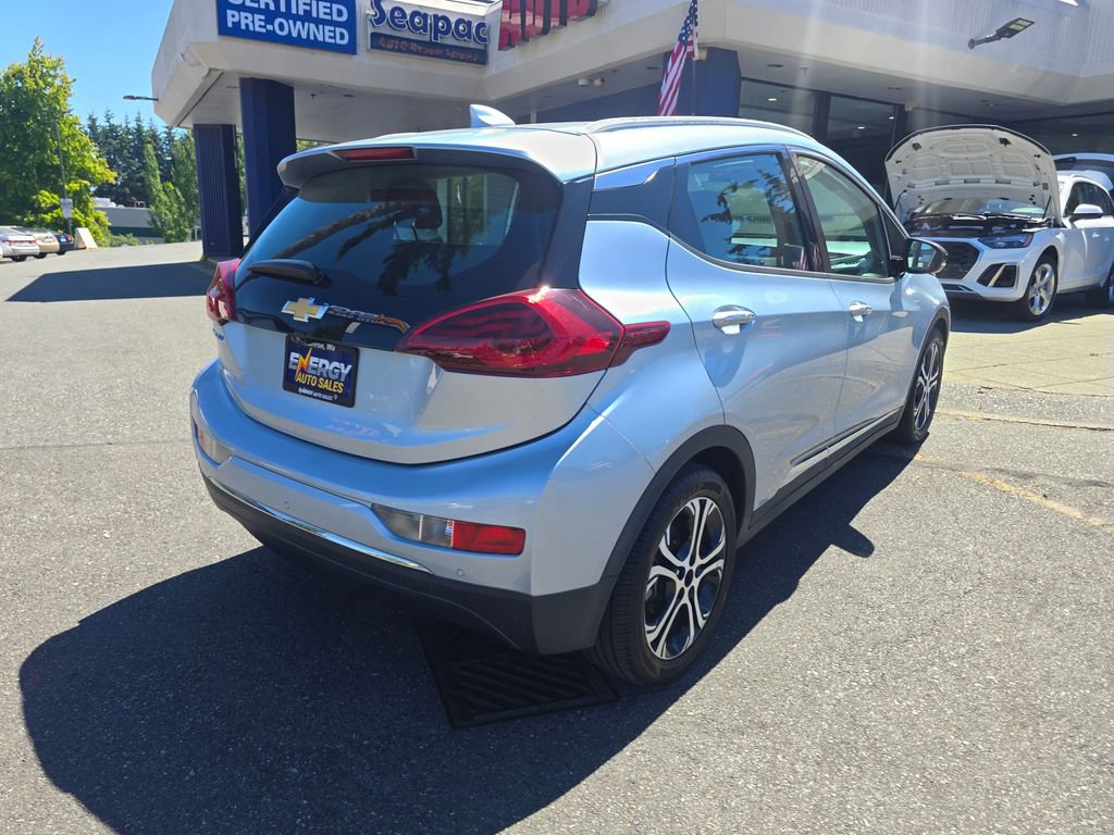 Used 2017 Chevrolet Bolt Premier w/ Driver Confidence II Package FWD image 7