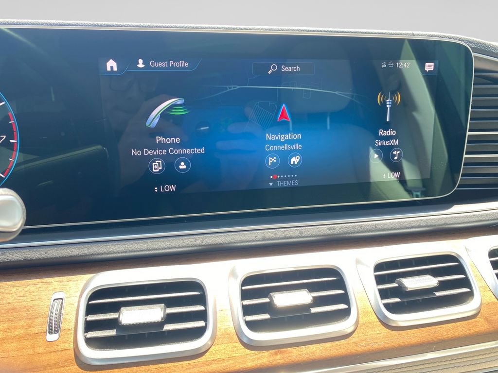 Used 2022 Mercedes-Benz GLS 450 4MATIC image 25