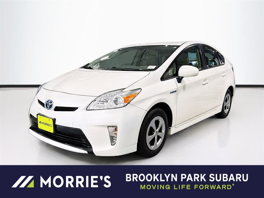 Used 2015 Toyota Prius Three FWD image 1