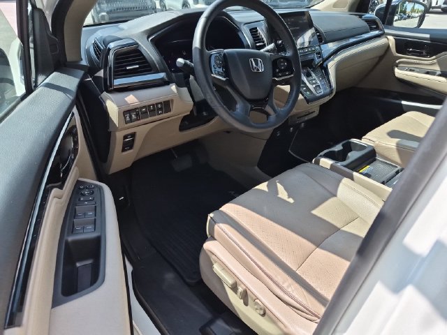 Used 2023 Honda Odyssey Elite image 14