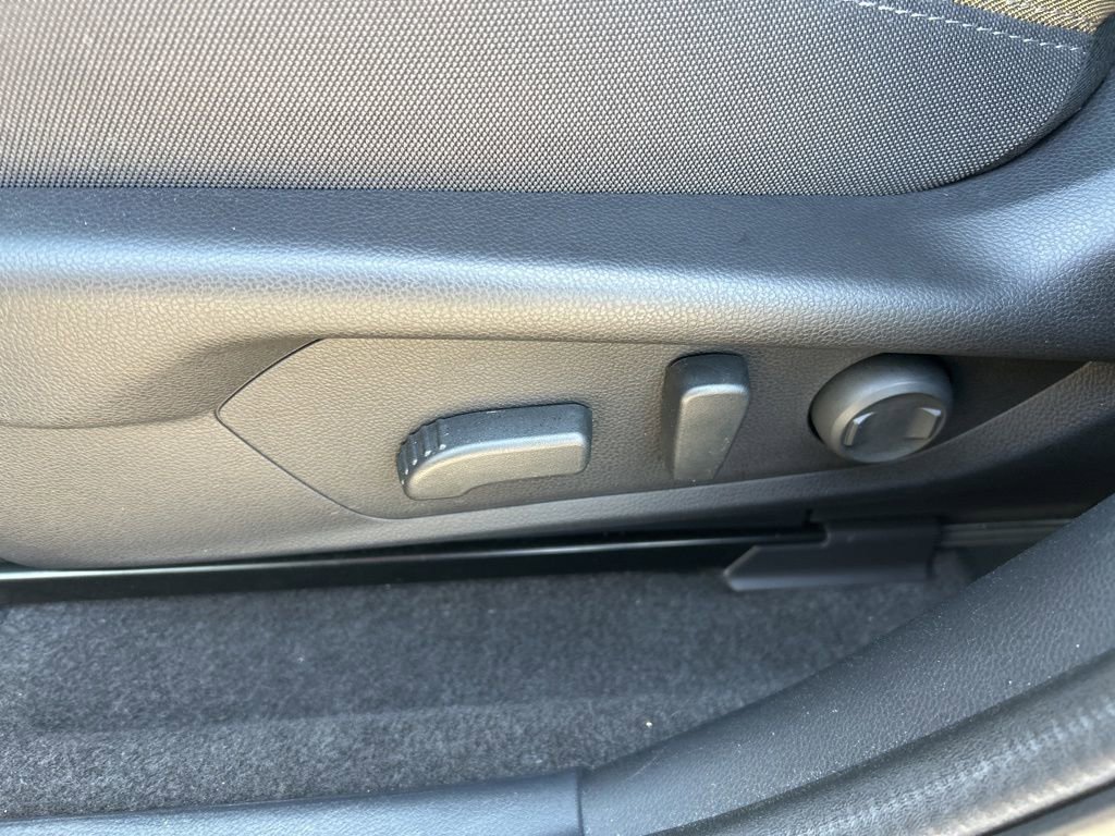 Used 2024 Subaru Crosstrek 2.5i Sport image 17