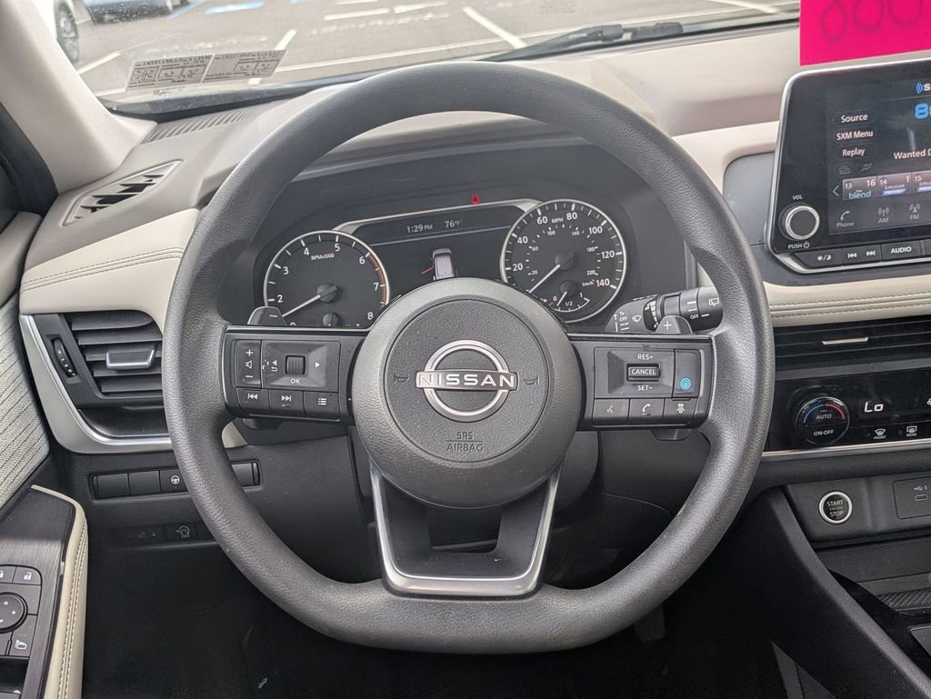Used 2023 Nissan Rogue SV AWD/4WD image 12