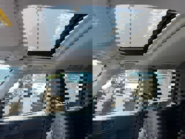 New 2025 Ford Maverick Lariat w/ Black Appearance Package image 10