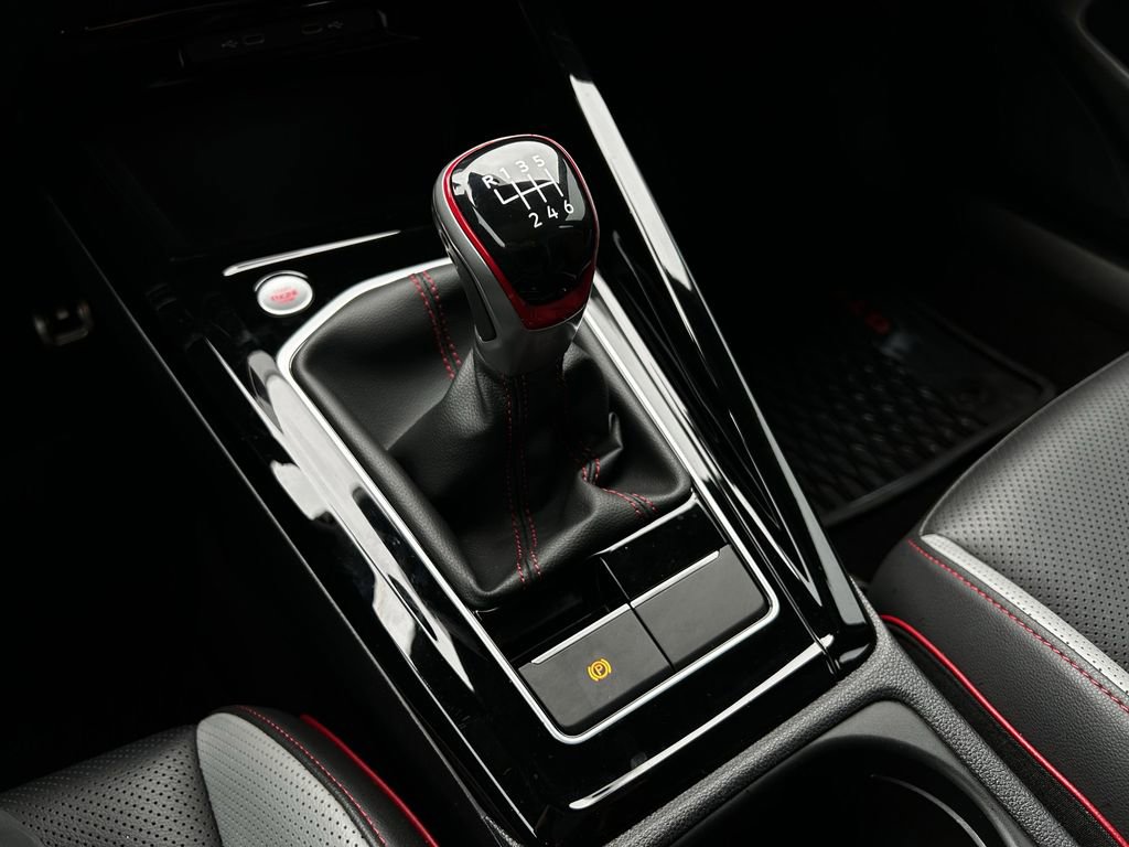 Used 2024 Volkswagen GTI Autobahn FWD image 20