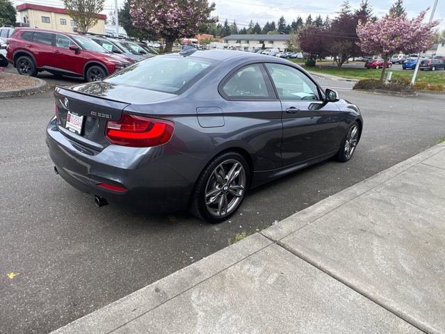 Used 2015 BMW M235i Coupe image 7