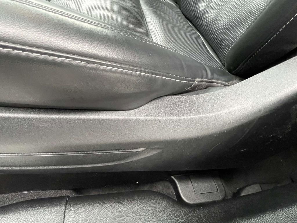 Used 2024 Lincoln Corsair Reserve image 13