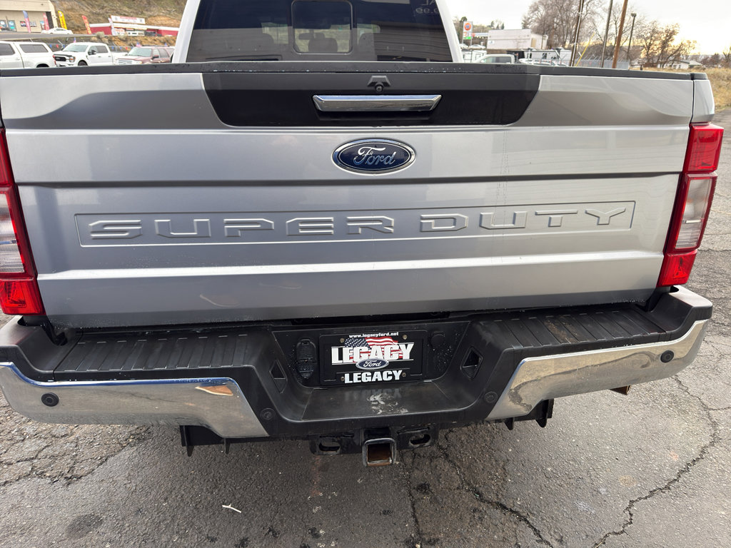 Used 2020 Ford F250 XLT w/ XLT Premium Package image 4