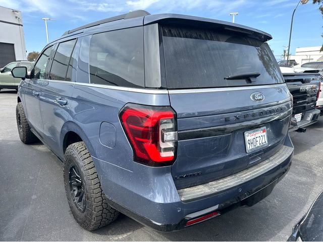 Used 2023 Ford Expedition Limited AWD/4WD image 4
