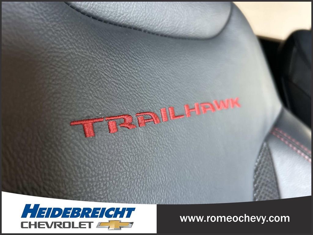 Used 2018 Jeep Compass Trailhawk w/ Navigation Group AWD/4WD image 34