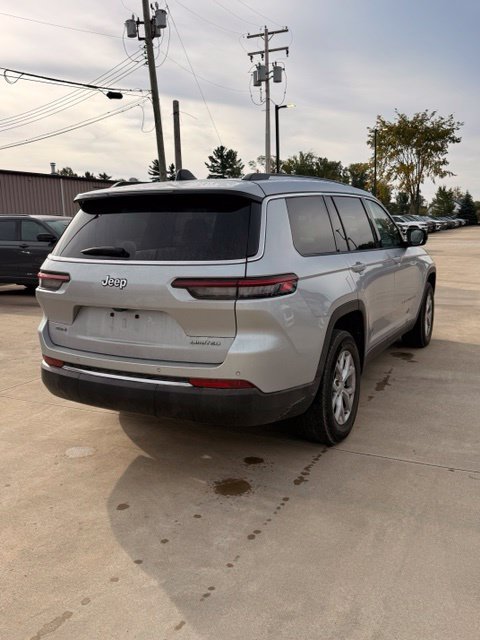 Used 2023 Jeep Grand Cherokee L Limited AWD/4WD image 8